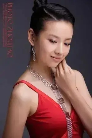 清冷美人董洁早年高清写真合集