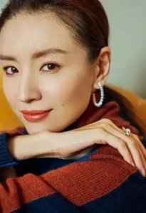 ​清冷美人董洁早年高清写真合集