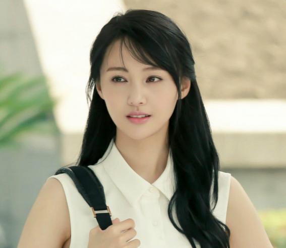 《青春斗》演员学历曝光，丁兰戏里戏外优秀，而她才是隐藏的高手