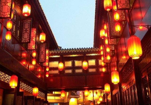 关于除夕的诗词十首（诗词鉴赏最美除夕夜）(39)