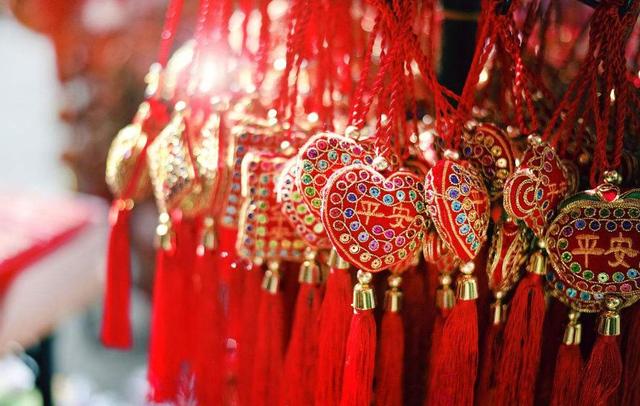 关于除夕的诗词十首（诗词鉴赏最美除夕夜）(27)