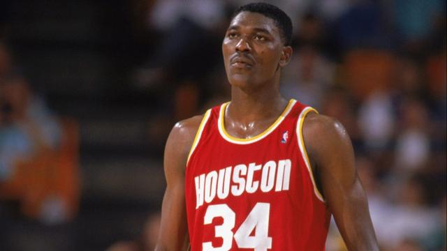 邓肯生涯50大盖帽集锦（历届名人堂阵容前5排名）(3)