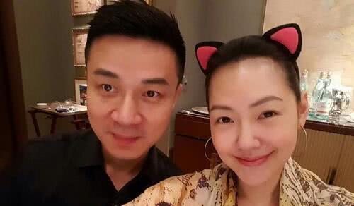 小S晒照为妈妈庆65岁生日，三姐妹罕见同框，儿孙满堂其乐融融