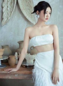 ​任敏个人资料曝光，新晋女演员任敏恋情疑曝光，男友竟是赵英博？