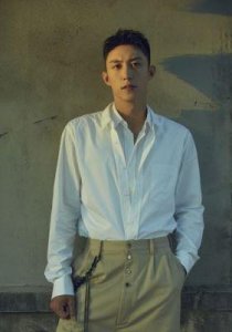 黄景瑜：从默默无闻到一跃成为当红明星，揭秘其父母职业背景和成长经历