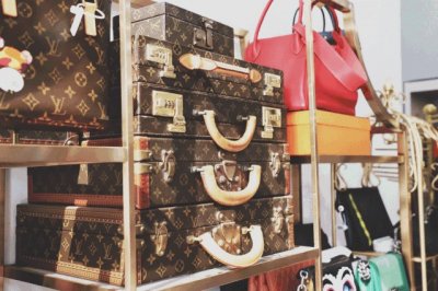 ​真正懂时尚的人都爱逛中古店！这才是买买买的正确打开方式